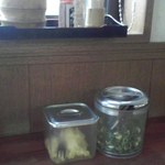 釜あげうどん 長田 in 香の香 - 卓上の様子