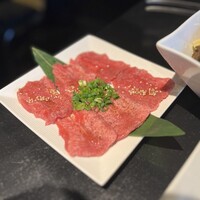 老舗精肉店直送 千種焼肉 飛騨牛の奴隷 千種店 - 