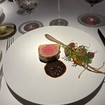 銀座 レカン - 上州牛フィレ肉と　セップ茸のパイ包焼き　ソースベルシー