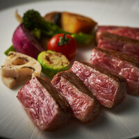 黒毛和牛サーロインステーキ　焼き野菜　100g