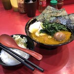 家系総本山 吉村家 - 