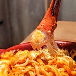 新宿テラス - ズワイガニの溶岩トマトクリームパスタ