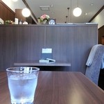 紅茶日和 - この落ち着く空間は
      なんなんだろう.....