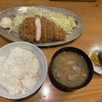 とんかつ 大倉 - とんかつ定食（ご飯大盛り）　　　1750円＋100円