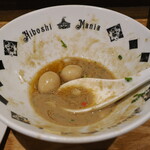 NIBOSHI MANIA - オータム・サケニボプレッソのスープ