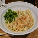 NIBOSHI MANIA - サーモンリッチの和え玉 500円