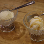 CAFE NADI - プチサイズアイスクリーム（バニラ、ココナッツ）