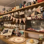 タイニー トリア アフタヌーンティー＆カフェ - 