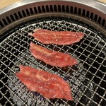 精肉卸問屋直営焼肉店 牛次郎 - 上ツラミ