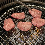 精肉卸問屋直営焼肉店 牛次郎 - 特選ハラミ