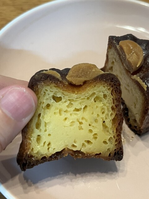 カヌレのセレクトショップ。』by light564 : カヌレマニア 渋谷