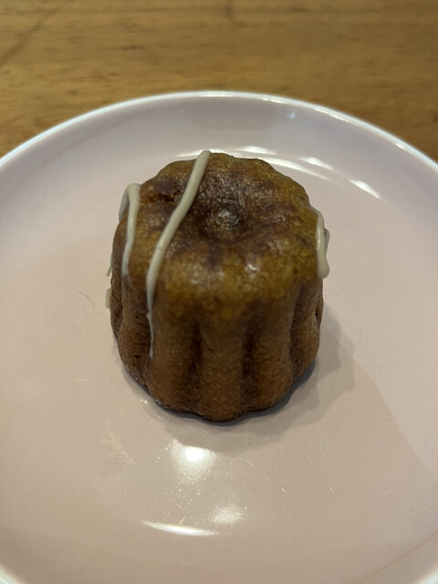 カヌレのセレクトショップ。』by light564 : カヌレマニア 渋谷