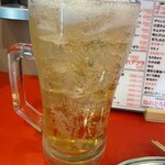 元町北ホルモンセンター ふくおか屋 - ハイボール　筋トレジョッキ　680円