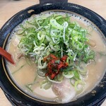 豚旨 うま屋ラーメン - 料理写真: