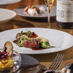 TOKYO Whisky Library - 