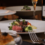 TOKYO Whisky Library - 