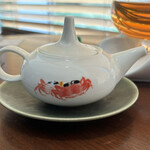 中国飯店 琥珀宮 - 生姜湯のポット