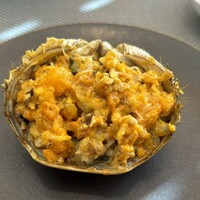 中国飯店 琥珀宮 - ほぐしてあるので黙々と食べなくてもいい