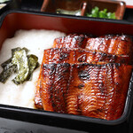 うなぎ屋 真 - 料理写真:うなとろ重定食（梅1尾）