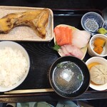 あげは - 焼き魚定食〜ぶりかま