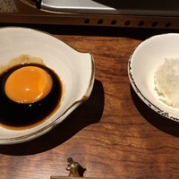 神楽坂 しゃぶしゃぶ 風雅 - 黄身の入ったタレに絡めてごはんにon!