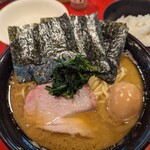 家系総本山 吉村家 - 