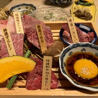 板前焼肉 一牛 北新地店 - 「名物」一牛特選5種盛り