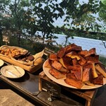 MORETHAN TAPAS LOUNGE - 