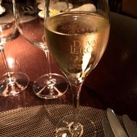Wattle Tokyo - 泡で乾杯！