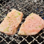 焼肉ホルモン はねいし - 