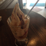 ジェラテリア アクオリーナ - 今週のコッパソフト バニラのジェラートソフトにマルサラのソース （820円）