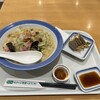 リンガーハット - 長崎チャンポン＋餃子3つ＋ピリカラ味噌　全景