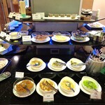 新苑庭園大飯店 - 朝食会場