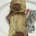 EURO BAKERS - ポークソーセージパイの断面
