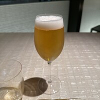 ベージュ アラン・デュカス 東京 - 