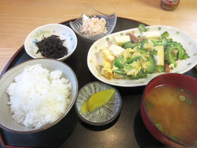 Okinawa Katei Ryori Haha