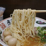 NIBOSHI MANIA - 銀鱗鮮魚煮干蕎麦の麺