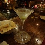 バー　スリーマティーニ - ドライマティーニ