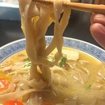 parade2 - クラシック白に武志　自家製手打ち極太平打ち麺