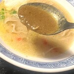 parade2 - クラシック白にカレー投入