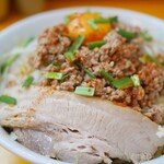 ラーメンエース - 汁なし担々麺　ニンニク少し