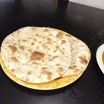 パーク ラホーリー レストラン - ロティは２枚で充分でした。追加聴かれたけどお断りしました