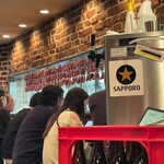 麗郷 - 腸詰がすごいぶら下がっている！全部ズルむけ！