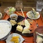 味亭花の家 - あおば定食（新メニュー）これ鰻の前の週食うた