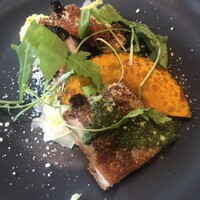 grigio la tavola - 
