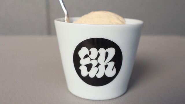 エスアール コーヒー&アイスクリーム 神保町 （SR coffee&ice