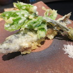 日本料理 みや  - 26年5月　天麩羅　天竜川稚鮎、山形こしあぶら　トリュフ塩で