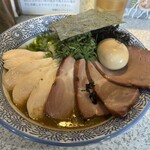 破壊的イノベーション - 特製濃厚、チャーシュー、大葉