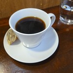 キッチン ブルー グローブ - ホットコーヒーのアップ