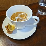 キッチン ブルー グローブ - ホワイトコーヒーへ